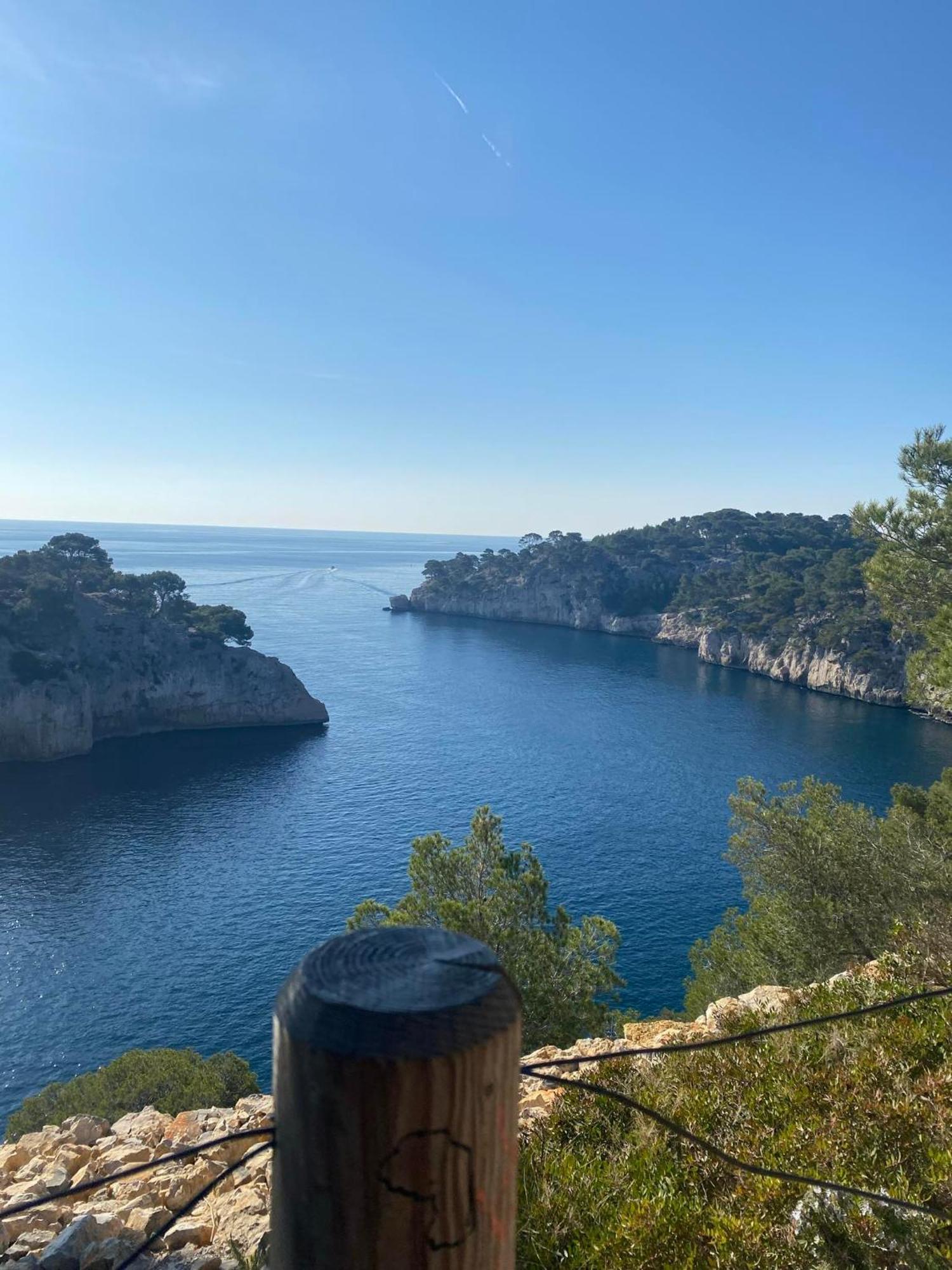 فندق Un Petit Coin Au Calme Carnoux-en-Provence المظهر الخارجي الصورة